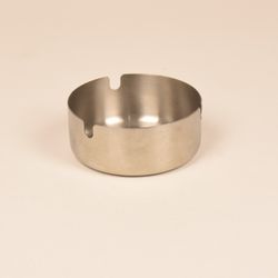 زیر سیگاری نقره ای