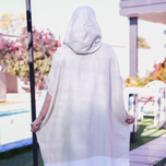 پانچو (حوله ساحلی) با رنگ بندی کرم - شمار0 106/01