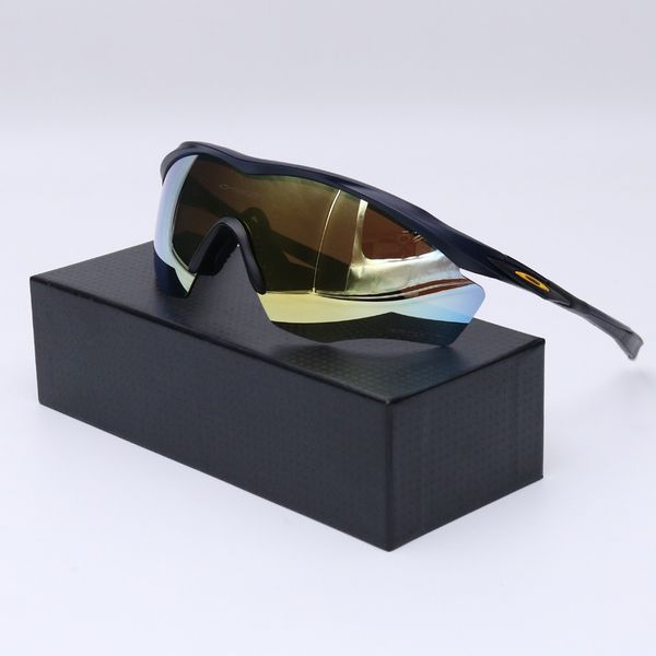 عینک از برند OAKLEY کد 181453