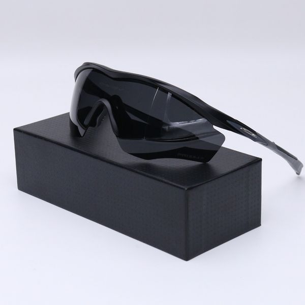 عینک از برند OAKLEY کد 181454