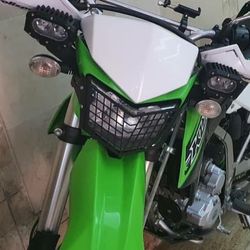 محافظ چراغ کا ال ایکس klx