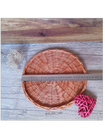 کیک‌خوری کوچک حصیری استودیو راح