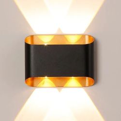 چراغ دیواری لنزدار مشکی و طلایی ضدآب کد 762