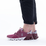 On Cloudflyer Magenta Mulberry W