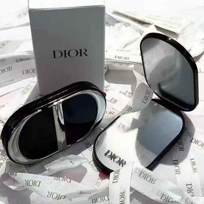 Dior mirror آینه دیور