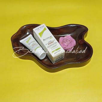 کرم ضد جوش وضد آفتاب اکتیو پور