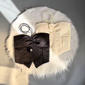 کراپ سنجاق گل دار