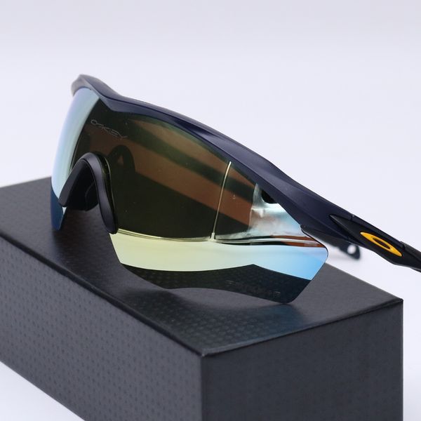 عینک از برند OAKLEY کد 181453