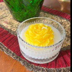 شمع عطری گل N01