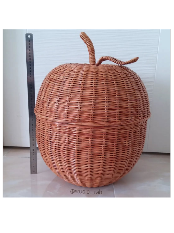 سبد سیب حصیری استودیو راح