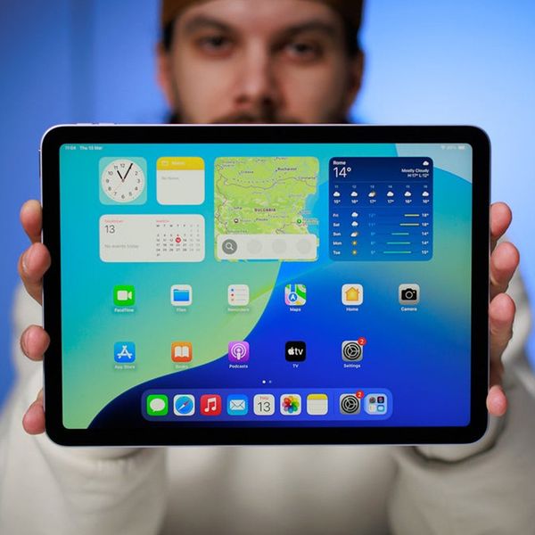تبلت 13 اینچ اپل مدل iPad Air 2026 M4 Wi-Fi ظرفیت 1 ترابایت و رم 12 گیگابایت، رزولوشن دوربین اصلی 12 مگاپیکسل، پشتیبانی از قلم و