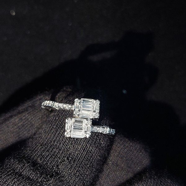 انگشتر نقره زنانه جی تی ای مدل امرالدکات