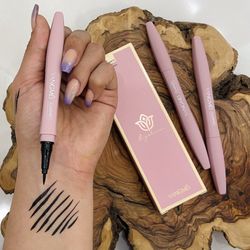 خط چشم ضد آب یانگمی