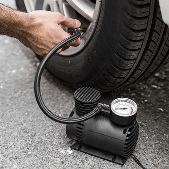 پمپ باد مسافرتی