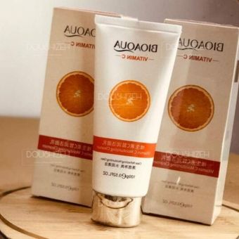 فوم شستشو تیوپی ویتامین سی بیواکوا BIOAQUA
