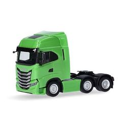 Iveco S-Way rigid tractor 3axles, green yellow 317122-002