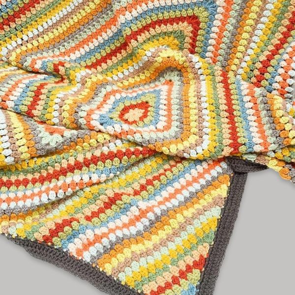 پتو/ شال مبل قلاب بافی مدل کج راه