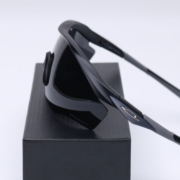 عینک از برند OAKLEY کد 181454