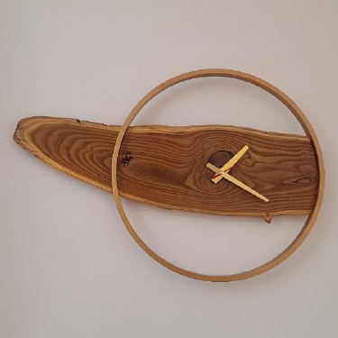 ساعت دیواری چوب طبیعی مدل مینیمال