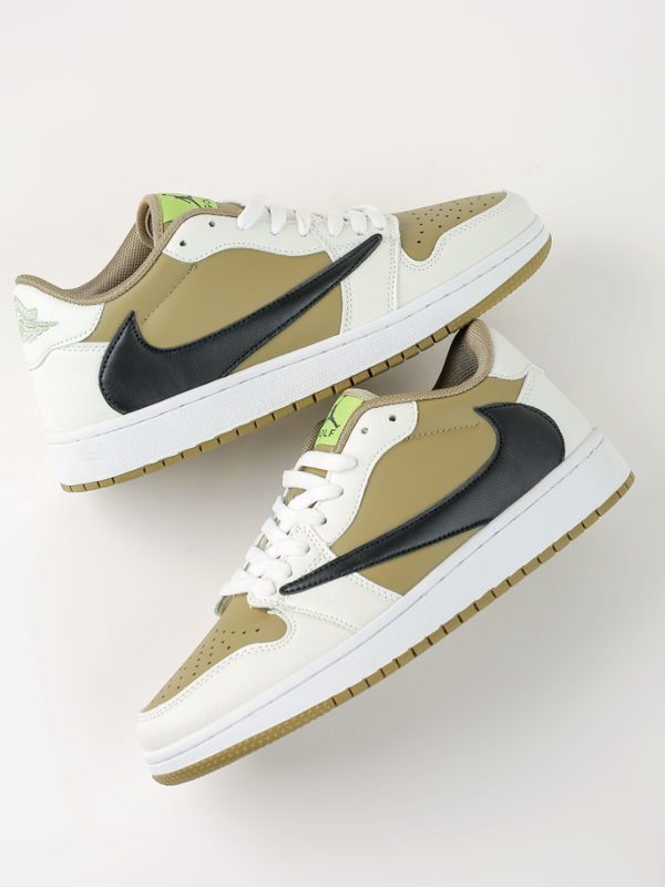 کتانی Nike Travis
