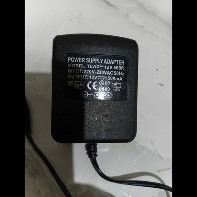 اداپتور12 ولت  نیم امپر