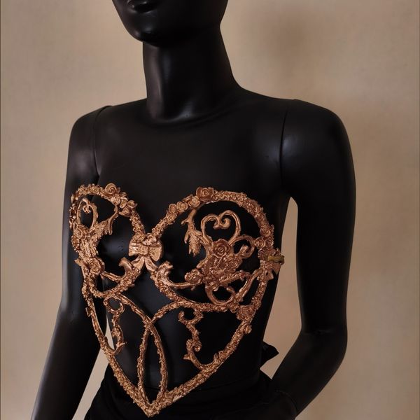 فِی،کراپ‌کرست ویکتوریا