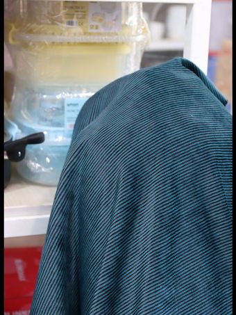 پارچه مخمل ضخیم اصل ترک خط ریز