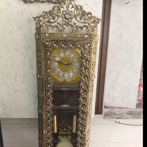 ساعت ایستاده
