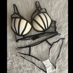 ست سوتین و شورت پوشاپ