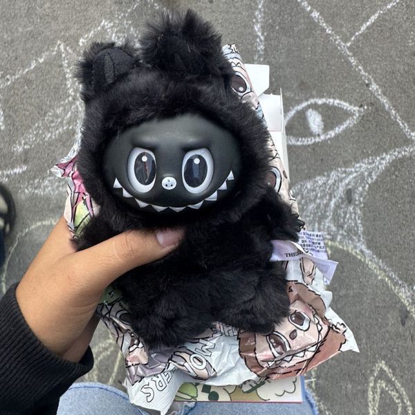 لبوبو پاپ مارت مدل Exciting Macaron آفریقایی