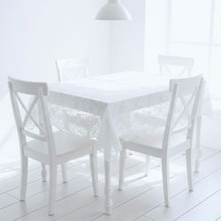رومیزی انگلیش هوم مدل Amasque سایز 150x150 سانتیمتر
