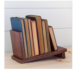 نگهدارنده چوبی کتاب رومیزی 002