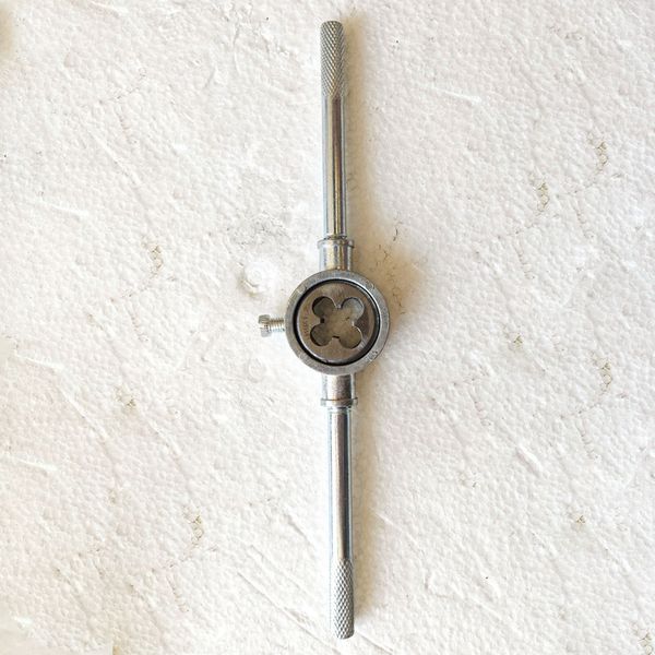 قلاویز و حدیده مدل HRC MT 40 مجموعه 40 عددی