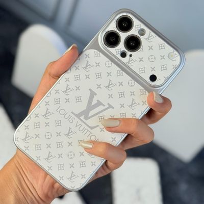 قاب لویی ویتون لنز سفید
