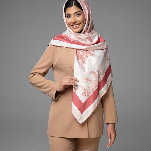 روسری طرح جنگل ایرانی قرمز