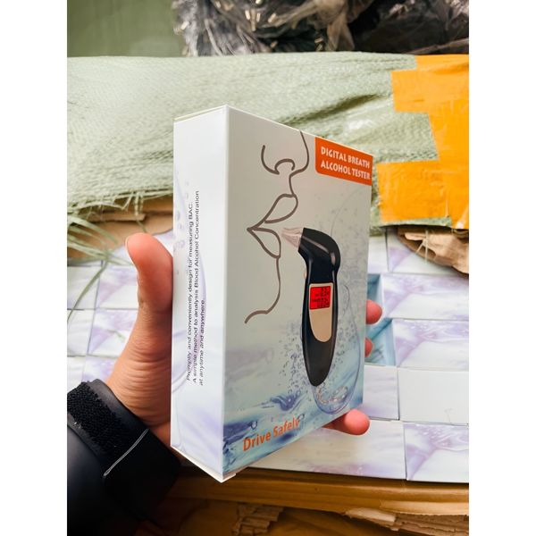 الکل‌سنج تنفسی دیجیتالی