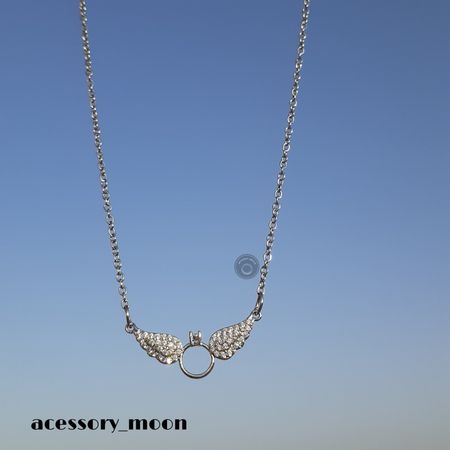 گردنبند حلقه بالدار