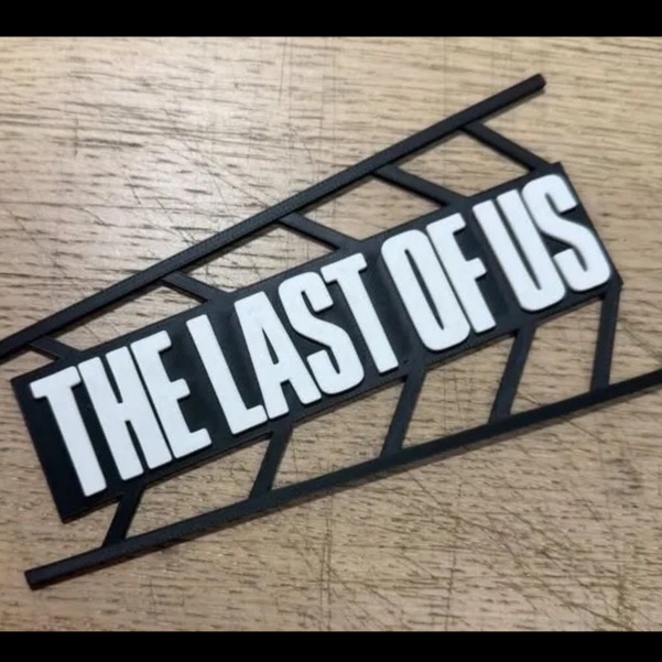 کاور تزئینی جلوی PS5 طرح The Last of Us