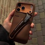 قاب پک رود همراه با لیپ ست آیفون