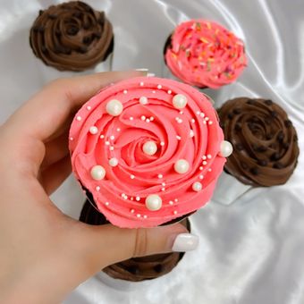 کاپ کیک خامه ای (دونه ای)