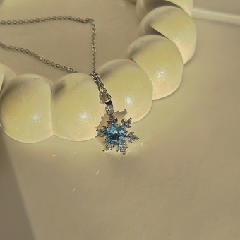 گردنبند جواهری برف زمستان