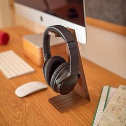 پایه نگهدارنده هدفون چوبی