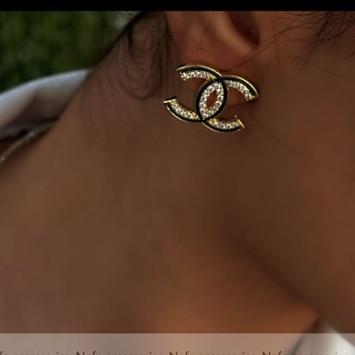 گوشواره برند شنل