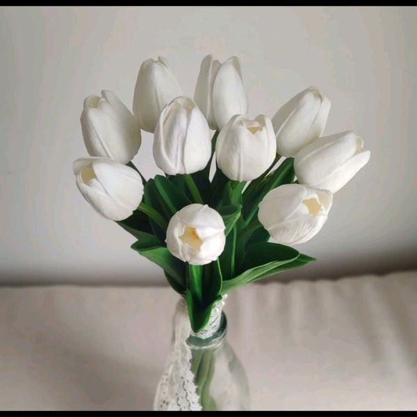 دسته گل عروس مصنوعی لاله سفید 10 شاخه