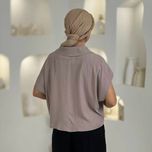 شومیز سیلکا دکمه چوبی