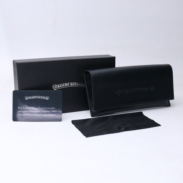 کیس اورجینال عینک برند CHROME HEARTS کد 270023