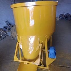 باکت بتن‌ریزی 1500 لیتری تخلیه از بغل گیربکسی