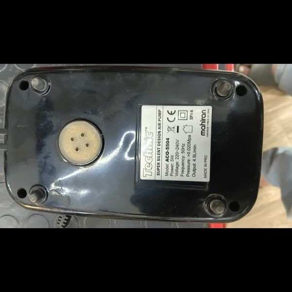 پمپ هوای آکواریوم Technic ACO-5504 است