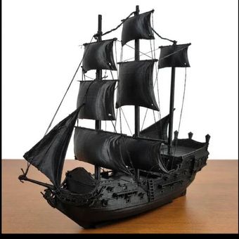 کشتی دزدان دریایی الهام‌گرفته از مروارید سیاه | Black Pearl Inspired Display Ship
