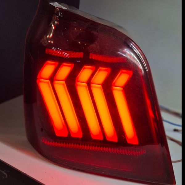 چراغ اسپرت 111